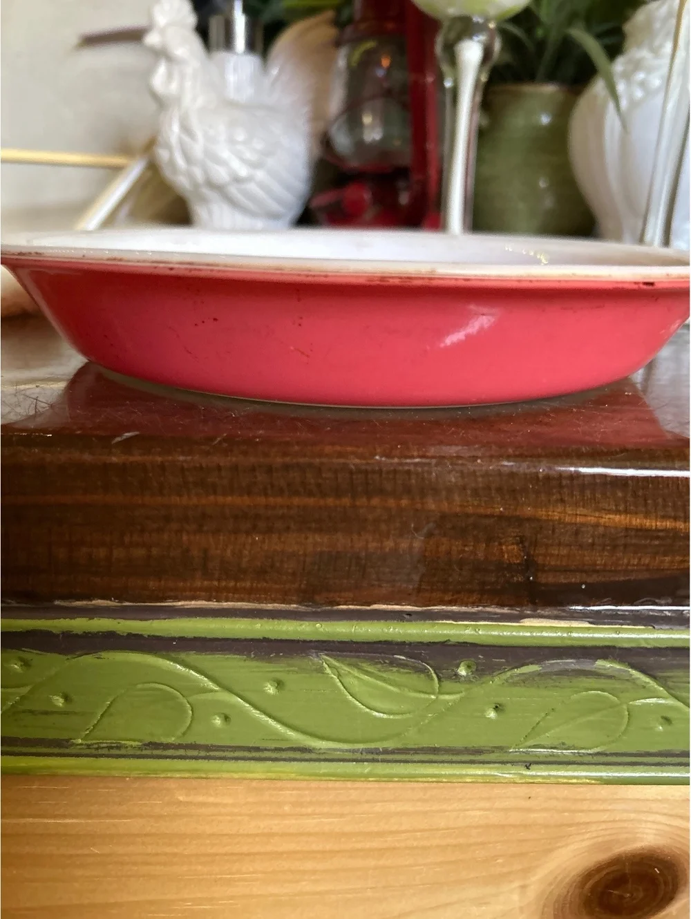Vintage Pyrex 909 9 Inch Ovenware Pie Plate in Pink